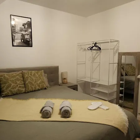 Hotel 2bangkok *